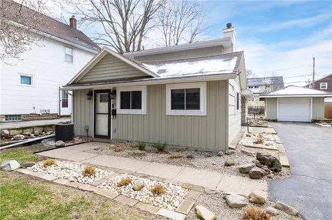 163 Park Rd, Irondequoit, NY 14622