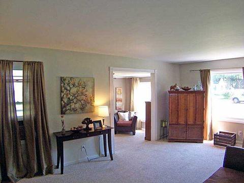 426 Bayside Dr, Webster, NY 14580 photo 5