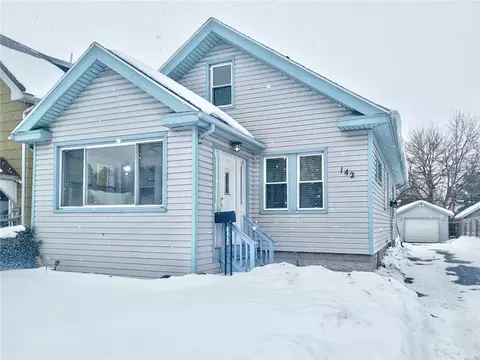 142 Pomona Dr, Greece, NY 14616