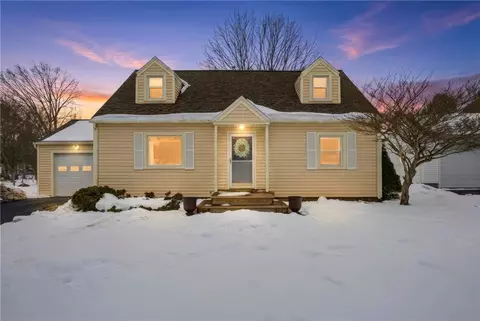 11 Wilelen Rd, Chili, NY 14624
