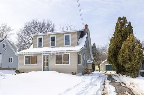 Exterior - 153 Mallard Dr, Irondequoit, NY 14622 photo 3 of 6