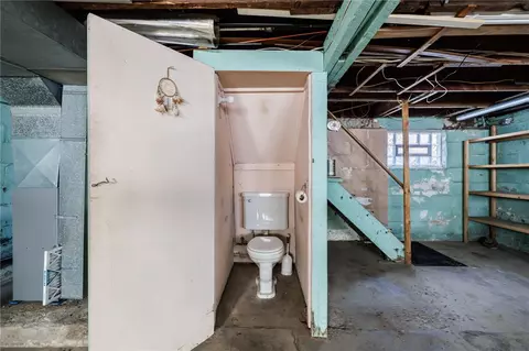 Bath - 153 Mallard Dr, Irondequoit, NY 14622 photo 3 of 3