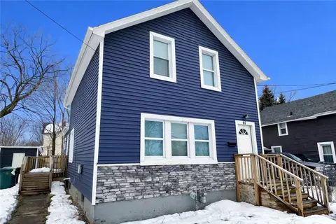 61 Myrtle St, Rochester, NY 14606