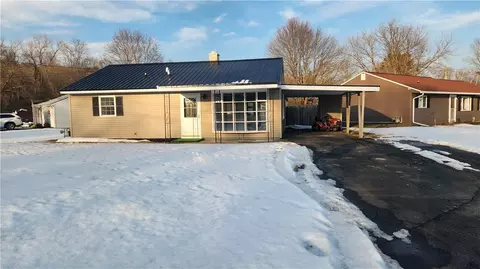 11461 Green Pkwy, Corning, NY 14830
