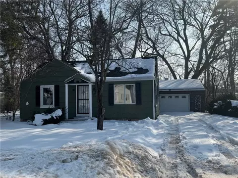 161 Jordan Ave, Gates, NY 14606