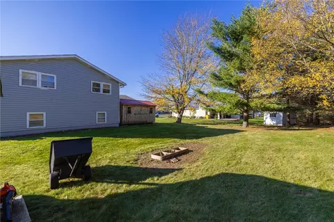Exterior - 8495 Stringham Dr, Batavia, NY 14020 photo 8 of 9