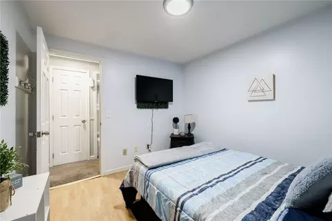 Bedroom - 8495 Stringham Dr, Batavia, NY 14020 photo 2 of 10