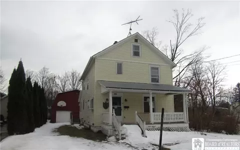 8689 1st St, Portland, NY 14769
