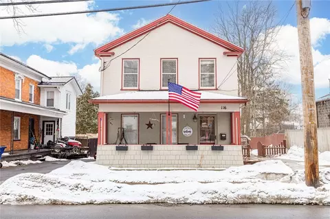 116 Mill St, Palmyra, NY 14522