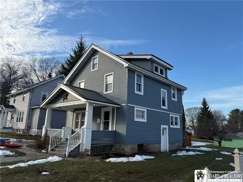 8 Elliott Ave, Jamestown, NY 14701