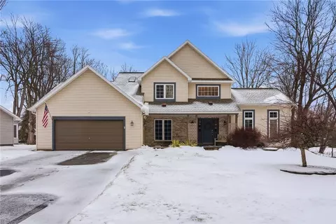 162 Straub Rd, Greece, NY 14626
