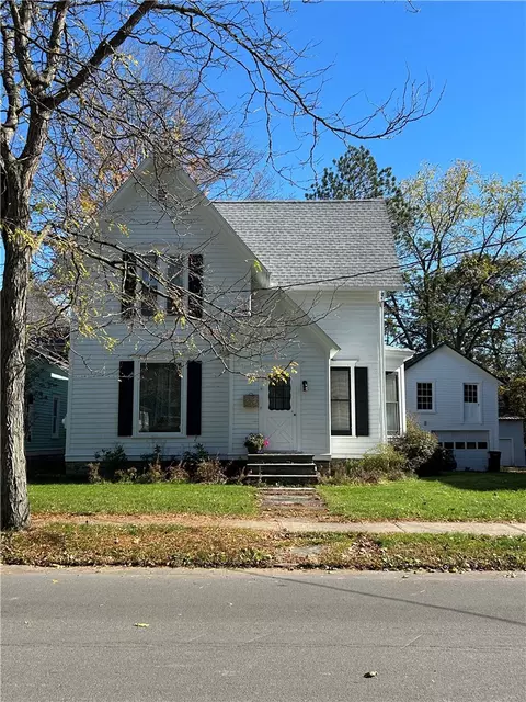 64 Ford Ave, Oneonta, NY 13820