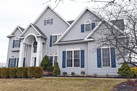 16 Chelsea Dr, Horseheads, NY 14845