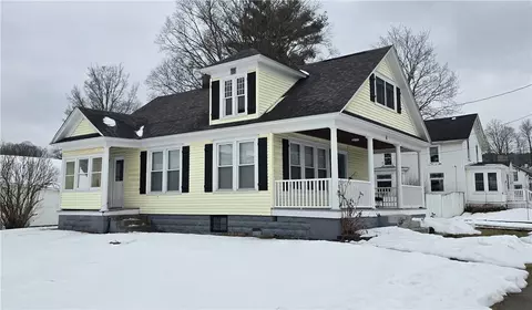 41 Martin Brook St, Unadilla, NY 13849
