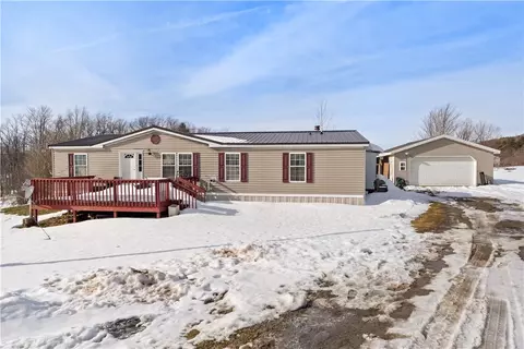 4395 Dolph Rd, Gainesville, NY 14066