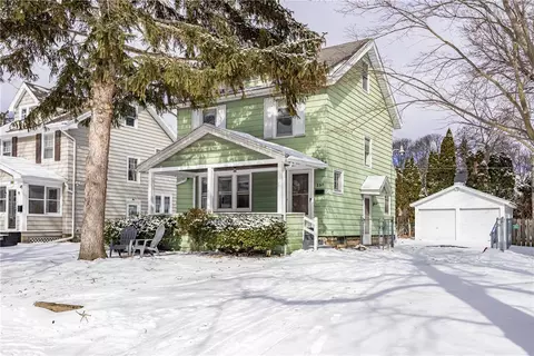 230 Farmington Rd, Rochester, NY 14609