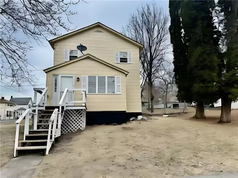 53 Barber St, Auburn, NY 13021
