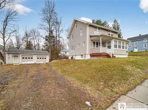 117 Camp St, Jamestown, NY 14701