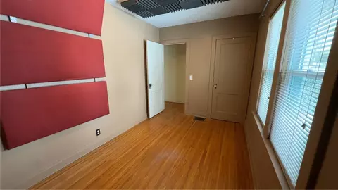Bedroom - 294 Walzer Rd, Irondequoit, NY 14622 photo 4 of 8