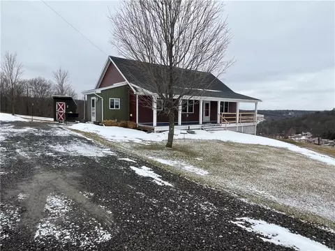 323 Cooper Hill Rd, Van Etten, NY 14889