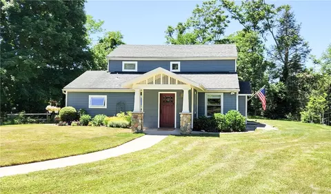 595 Lake Rd, Webster, NY 14580