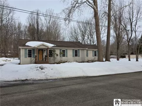 6720 Moore Rd, Mayville, NY 14757