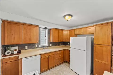 Kitchen - 43 Oberlin St, Irondequoit, NY 14622 photo 3 of 3