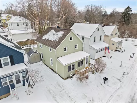 View/Area - 43 Oberlin St, Irondequoit, NY 14622 photo 2 of 5