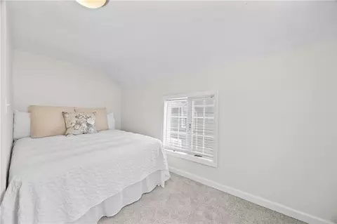 Bedroom - 43 Oberlin St, Irondequoit, NY 14622 photo 2 of 3