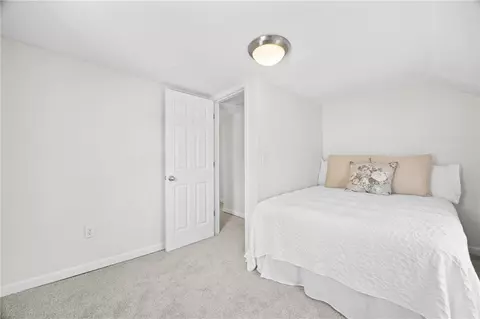 Bedroom - 43 Oberlin St, Irondequoit, NY 14622 photo 3 of 3
