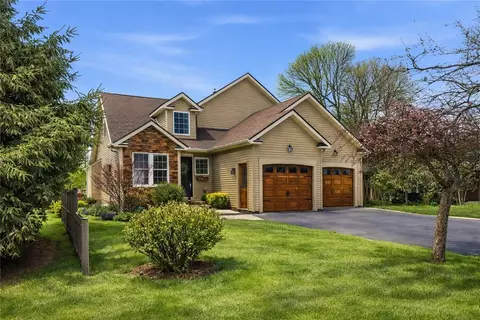 466 Lake Shore Dr, Hilton, NY 14468
