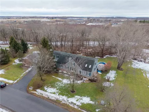 32 Pennsylvania Ave, Avon, NY 14414
