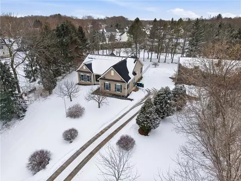 View/Area - 763 Maple Dr, Webster, NY 14580 photo 1 of 5