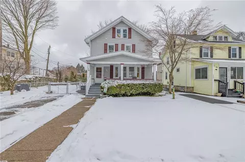 139 Carling Rd, Rochester, NY 14610