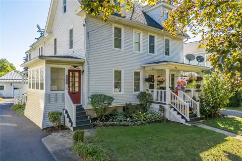 97-99 Park Ave, Canandaigua, NY 14424