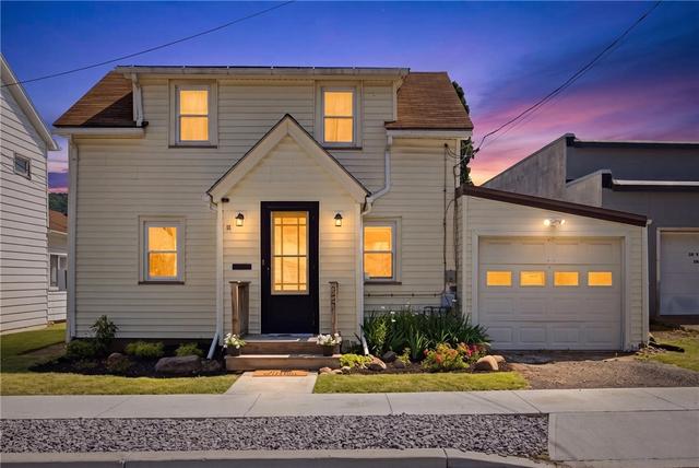 25 Spruce St, North Dansville, NY 14437