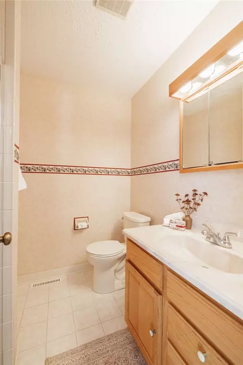 Bath - 307 Marblehead Dr, Greece, NY 14615 photo 2 of 3