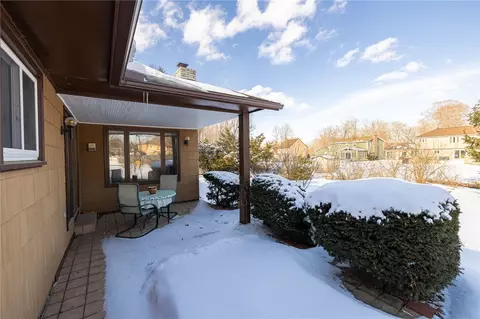 Exterior - 307 Marblehead Dr, Greece, NY 14615 photo 4 of 6
