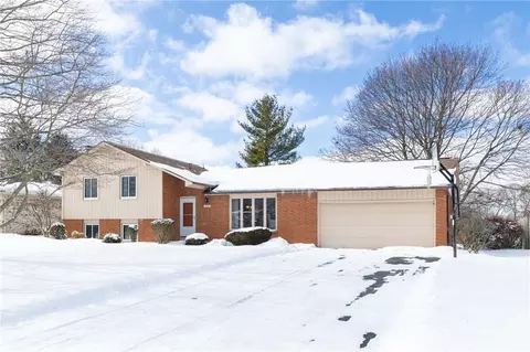 119 Chimney Hill Rd, Greece, NY 14612