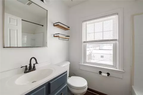 Bath - 112 Curtice Rd, Irondequoit, NY 14617 photo 1 of 2