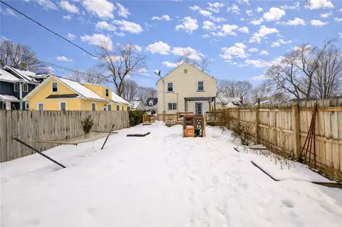 Exterior - 112 Curtice Rd, Irondequoit, NY 14617 photo 5 of 5
