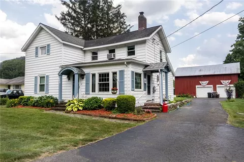 332 E Franklin St, Horseheads, NY 14845