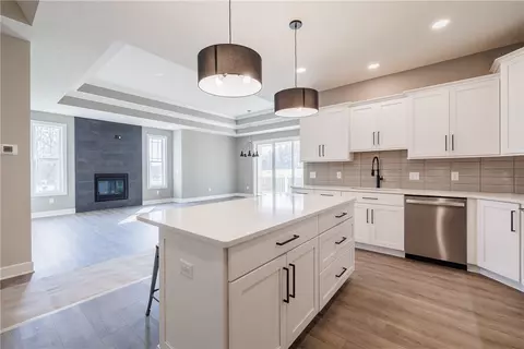 Kitchen - 4 Eagle Holw, Perinton, NY 14526 photo 2 of 5