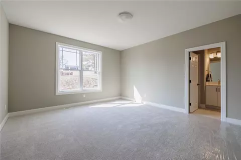 Bedroom - 4 Eagle Holw, Perinton, NY 14526 photo 3 of 5