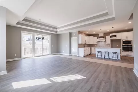Living - 4 Eagle Holw, Perinton, NY 14526 photo 3 of 6