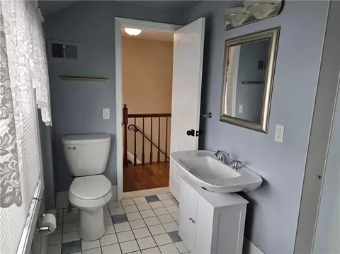 Bath - 146 Burwell Rd, Irondequoit, NY 14617 photo 2 of 3