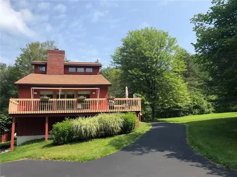6563 Gulick Rd, South Bristol, NY 14512