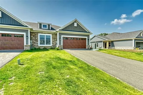 Exterior - 1402 Creeks Edge Dr, Webster, NY 14580 photo 2 of 3