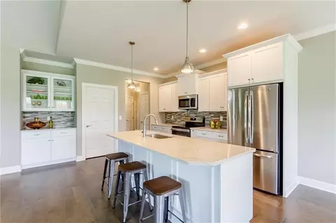 Kitchen - 1402 Creeks Edge Dr, Webster, NY 14580 photo 3 of 3