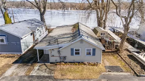 5350 N Point Dr, Geneseo, NY 14454